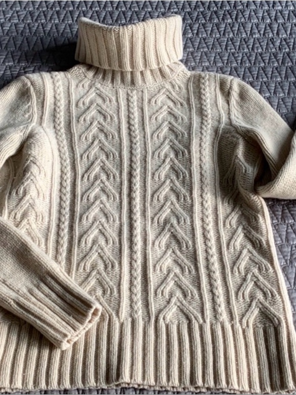 Anthropologie Far Away From Close Cable KnitTurtleneck Sweater Cream / Tan Small